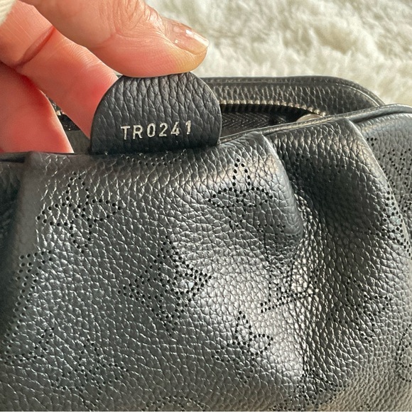 Louis Vuitton Black Mahina Scala Mini Pouch - Picture 6 of 8